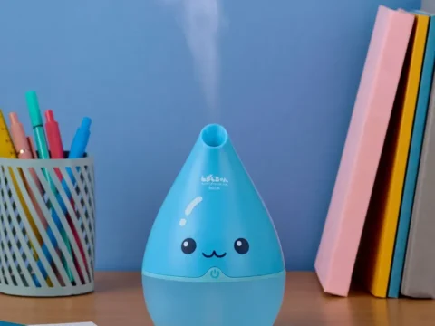 “ぷるんっとかわいい”「しずくちゃん」が卓上加湿器に！デスクや寝室に癒しと潤いを