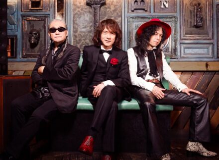 ＲＥＤ ＷＡＲＲＩＯＲＳ（レッド・ウォーリアーズ）が、名曲「バラとワイン」のセルフカバーを、新曲「Ａｐｏｌｌｏ ３６９」と共に収録した新録音のシングルＣＤを１２月２日にリリース！