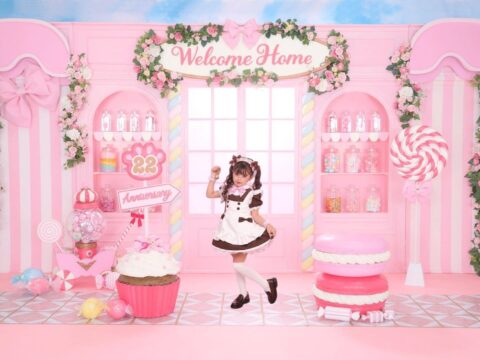 「あっとほぉーむカフェ」×人気キッズフォトグラファー「PASHAみか」創業22周年念背景を使用した特別企画「キッズコラボ撮影会」を10月25日（日）に開催！